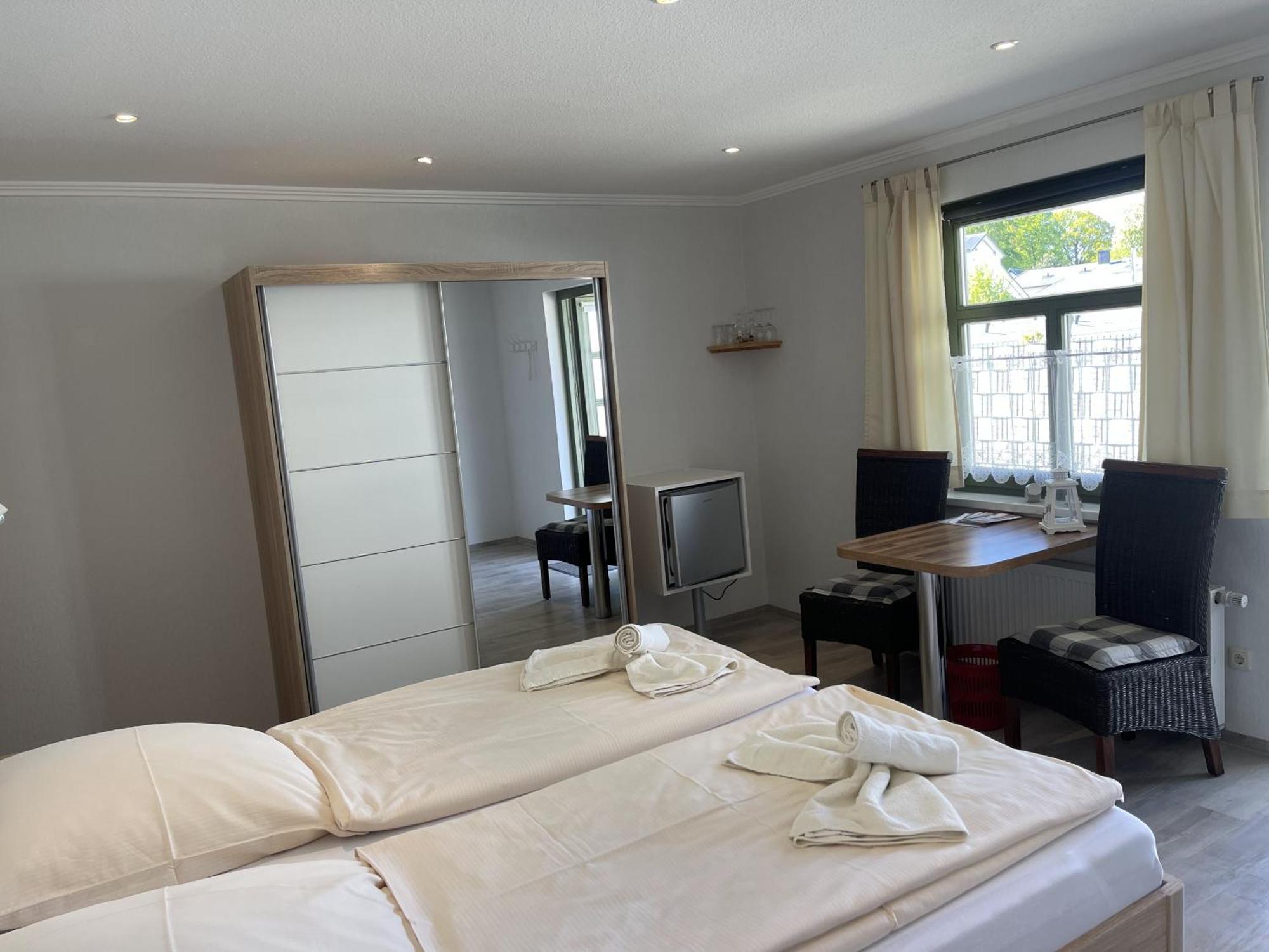 Pension Weiss Zinnowitz Exterior photo